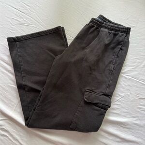 Brandy Melville Black Cargo Pants Relaxed Fit Cotton Blend